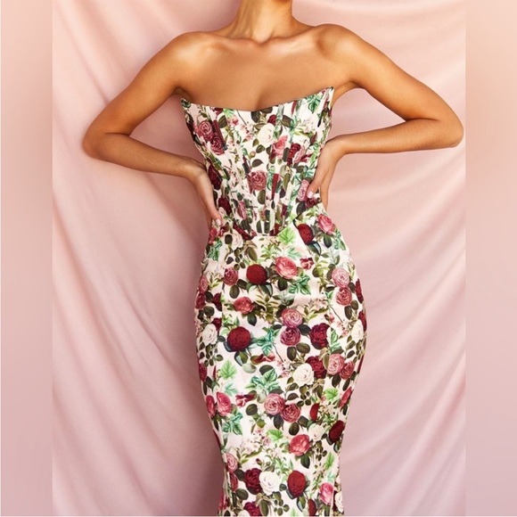 House of Cb ‘Malika’ Vintage Floral Mermaid Maxi Dress - Picture 8 of 11